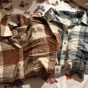 Old Navy Women's Plaid Button Down Shirts - Brown and Blue